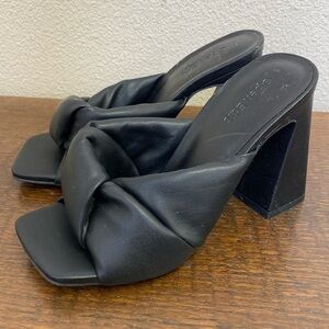 Open Edit Chunky Heels NWOT Size 5.5